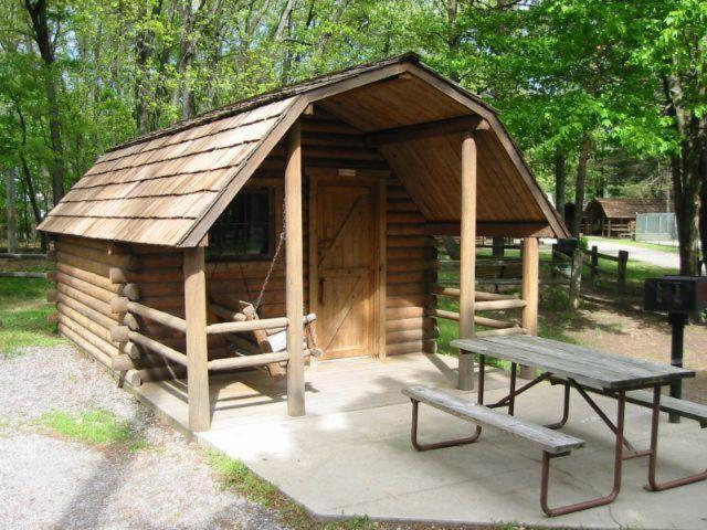 Revelstoke Campgrounds & Cabins Villa Rom bilde